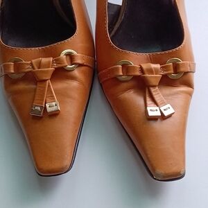 Anne Klein Tan Heeled Shoes